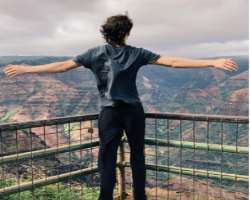 He shared some photographs of his Hawaii trip with his Instagram followers in July 2019.